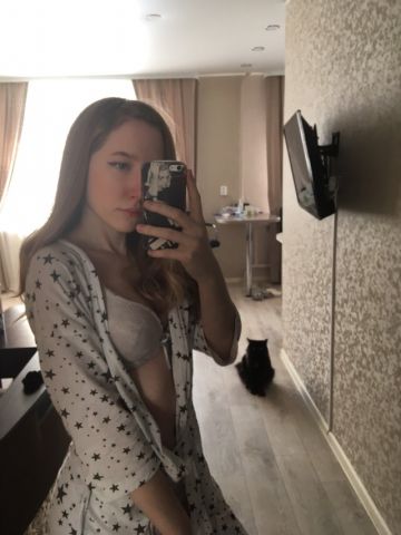 Ева